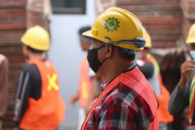 men, construction worker, safety, safety first, safety hat, safety helmet, k3 hat, purwokerto, banyumas, central java, indonesian, asian men, yellow hat, project, projects, architecture, construction worker, safety, safety, safety, safety first, safety first, safety first, safety first, safety first. 5 things to understand about general liability requirements